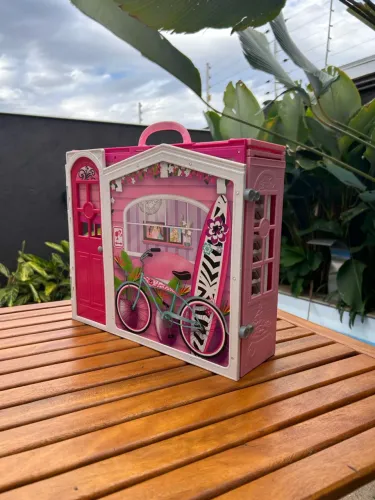 Casa da Barbie portátil 