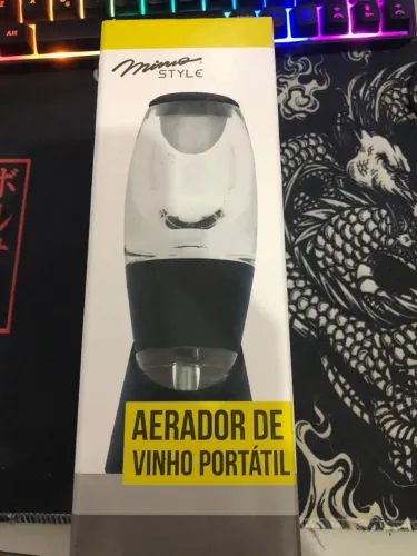 Aerador de Vinho Mimo Style + Bomba de Vácuo Rabbit com Rolhas