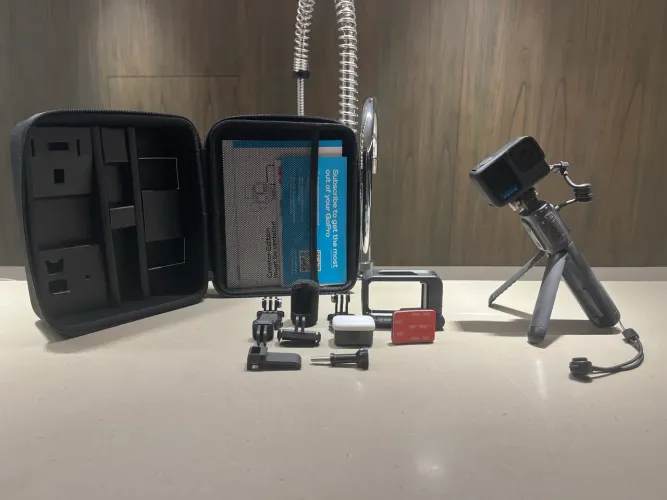 GoPro Hero 13 Creator Edition nova com todos os acessórios