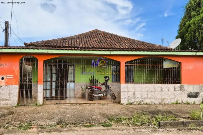 Casa 3 Quartos com Grande Área nos Fundos - Porto Velho - RO