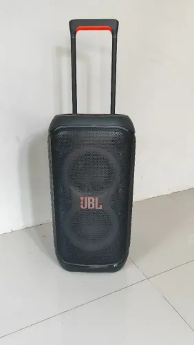JBL 320