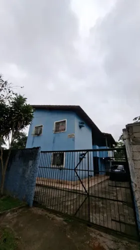 Apartamento na Barra do Jucú.2 quartos, sala, cozinha, área de serviço e banheiro social.