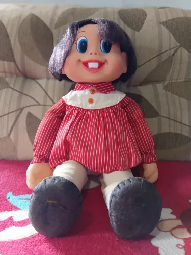 Vendo boneca Mônica da estrela anos 70, para restauro.