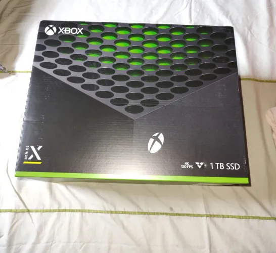 Xbox Series X, 1TB, Com 2 Controle Originais, (Novo na caixa)