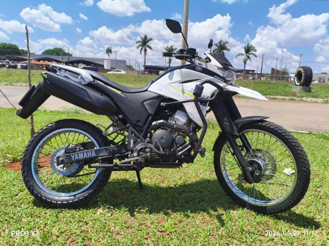 Vendo Lander 250 - ano 2019/2020