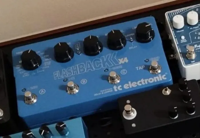 Pedal delay flashback x4 