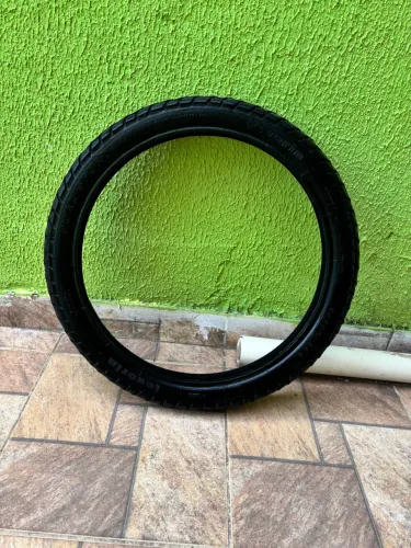 Pneu Levorin 