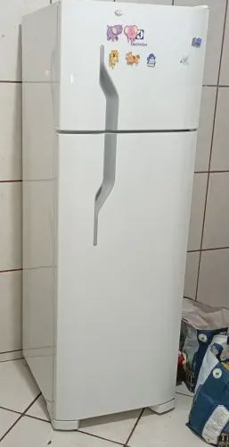 Vendo Geladeira