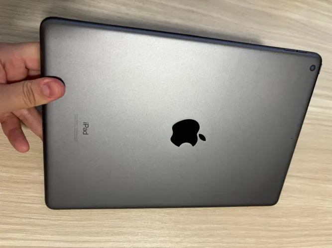 ? iPad 7ª Geração - 128 GB - Imperdível! ?