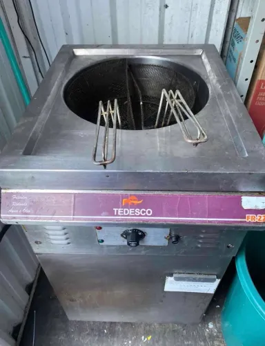 Fritadeira elétrica usada 22 litros