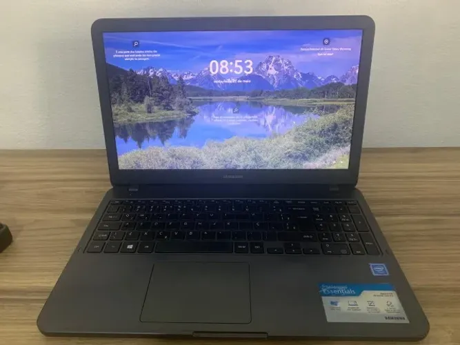 Notebook Samsung SSD 250GB 4GB RAM - Rápido e Econômico