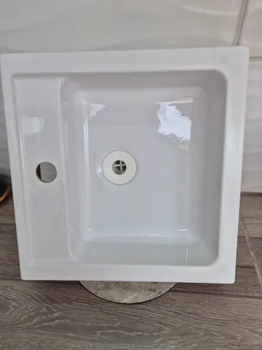 Vendo cuba de banheiro 33x33, não entrego!