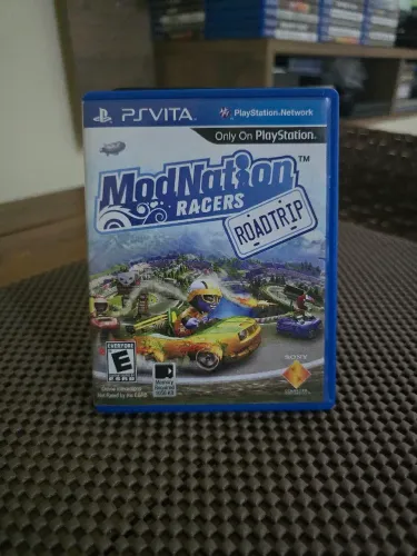 Modnation Racers ROADTRIP Ps vita 