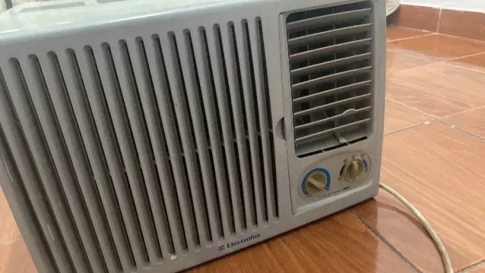 Ar condicionado Eletrolux 7500 leia o anúncio
