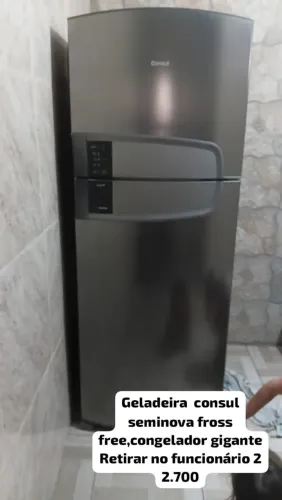 Geladeira consul gigante pouco uso