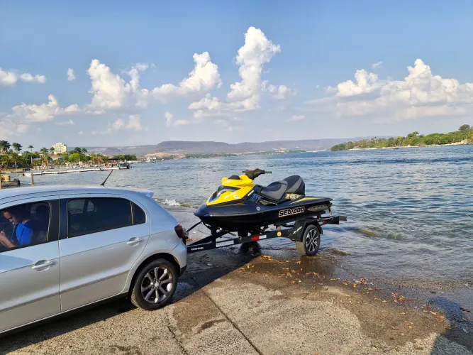 Jet ski sea doo