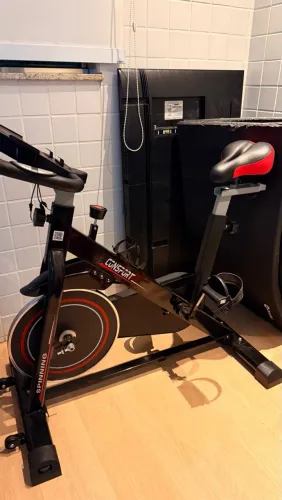 Vendo bicicleta ergométrica NOVA, usada apenas 2x