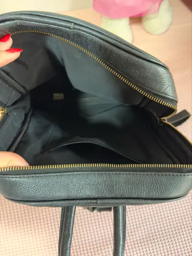 Vendo mochila de couro da Constance 