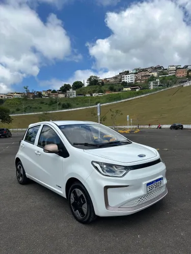 JAC E-JS1 62cv 5P Aut. (elétrico) 2023