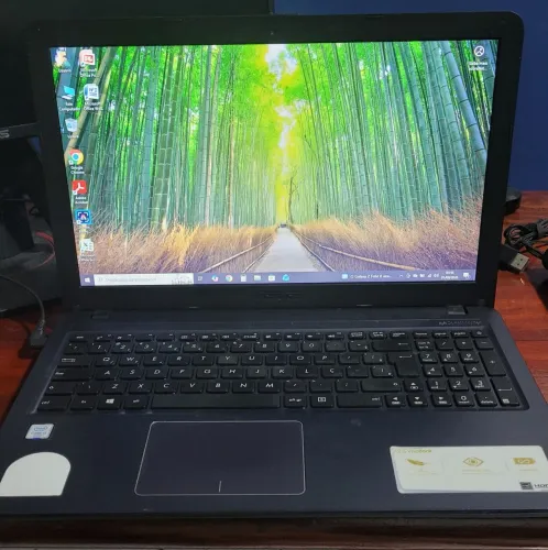 Notebook ASUS VivoBook X543U Intel Core i3 - Bateria Excelente (4h)
