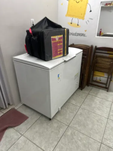 Vende-se Freezer 