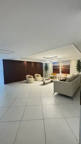 Apartamento com 3 quartos no cabo Branco