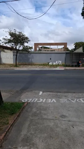 CONSTRUÇÃO COMERCIAL AV PORTUGAL 