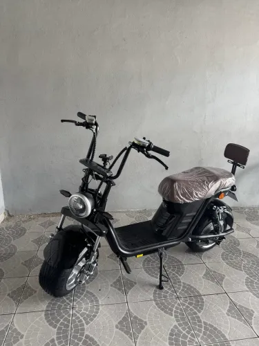 X13 Moto Elétrica (Scooter) Bolin 1000 Watts Litio 32km h autonomia de 45á 50km