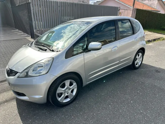 Honda Fit LX 1.4/ 1.4 Flex 8v/16v 5P Aut. 2011