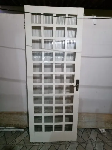 Portas 80cm Marcas Gravia e Sasazaki 