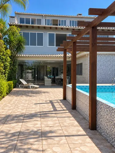 CASA ALTO PADRÃO À VENDA | CASSINO
