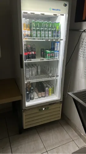 Expositora de bebidas 