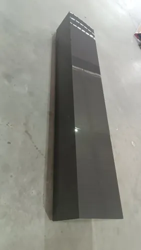 Centro grande todo revestido em vidro 2,40m