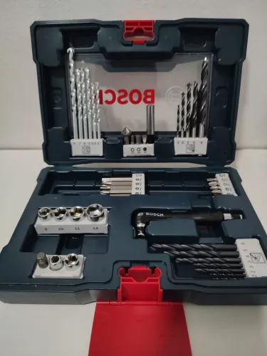 KIT BROCA E PONTEIRAS BITS DA BOSCH - FURADEIRA E PARAFUSADEIRA 