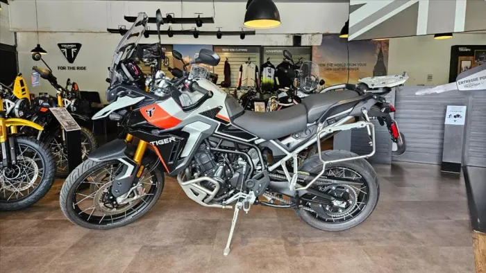 TRIUMPH TIGER 900 RALLY PRO