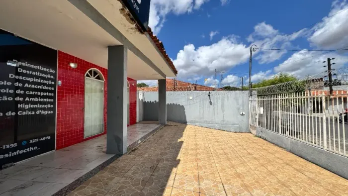 Casa Comercial em Avenida Bairro Matinha Rui Barbosa Centro Norte