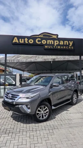 Toyota Hilux SW4 SRX 4X4 2.8 TDI 16V Dies. Aut. 2018