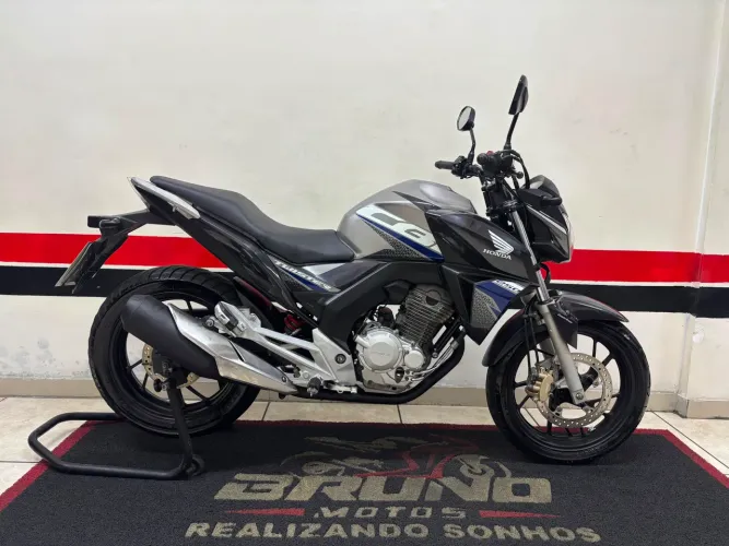 CB TWISTER 250c 2020 (DIVIDO EM 24 VEZES NO CARTÃO)