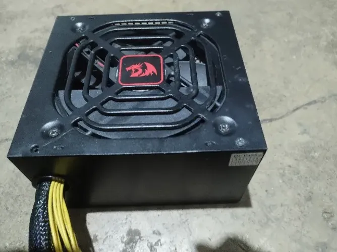 Fonte Redragon 400w em curto
