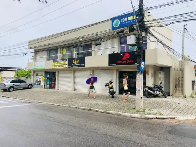 Sala comercial 26 M² -(GALERIA CENTER BRASIL) localização central em Maranguape I (Avenida