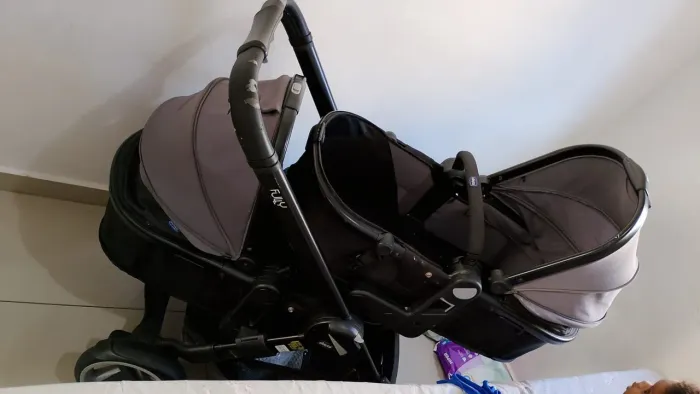 Carrinho de bebê Gêmeos chicco