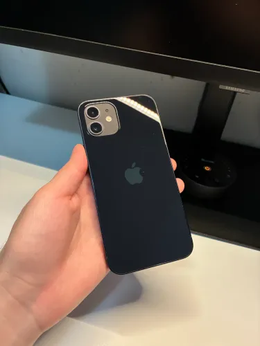 iPhone 12 64GB Preto