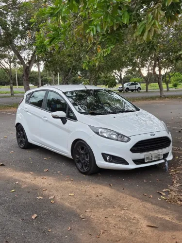 Ford Fiesta SEL 1.6 16V Flex Mec. 5P 2017