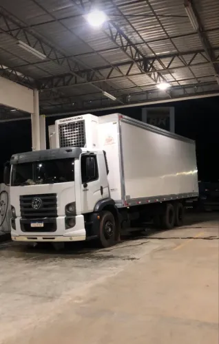 Caminhão Volkswagen 2022 robust 