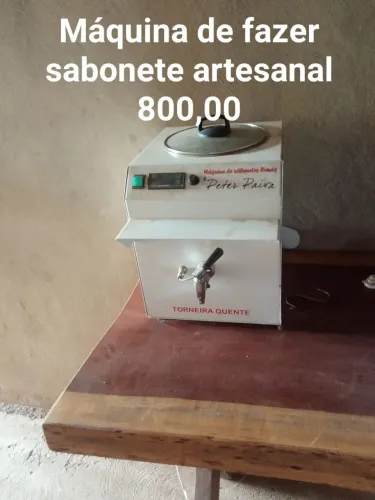 Máquina de fazer sabonete artesanal