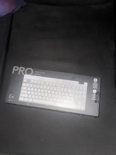 Teclado Logitech GPRO X Rapid