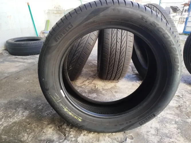 Pneu aro 19