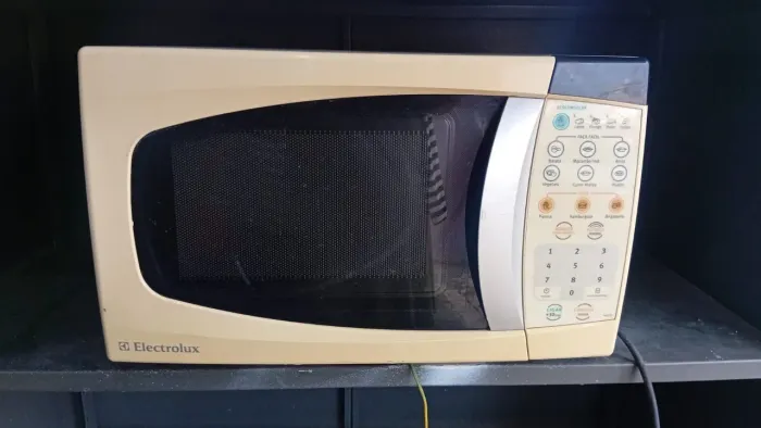 Microondas electrolux 20l