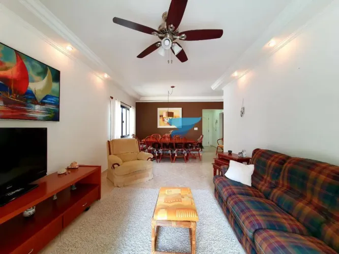 PERTO DA PRAIA - Apartamento com 3 quartos - Praia do Tombo, Guarujá.