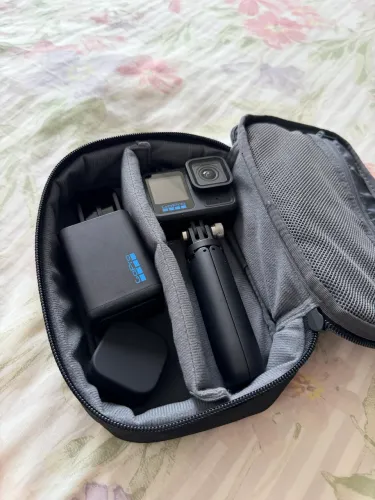 GoPro Hero 13 com acessórios